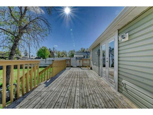 204 8 Avenue, Gleichen, AB - Outdoor With Deck Patio Veranda With Exterior