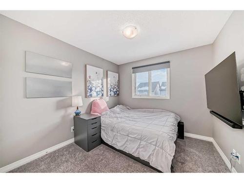 164 Auburn Glen Close Se, Calgary, AB - Indoor Photo Showing Bedroom