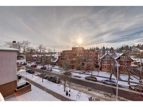 412-930 18 Avenue Sw, Calgary, AB - Outdoor