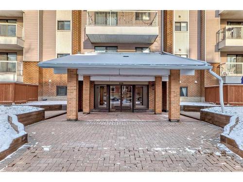 412-930 18 Avenue Sw, Calgary, AB - Outdoor With Balcony