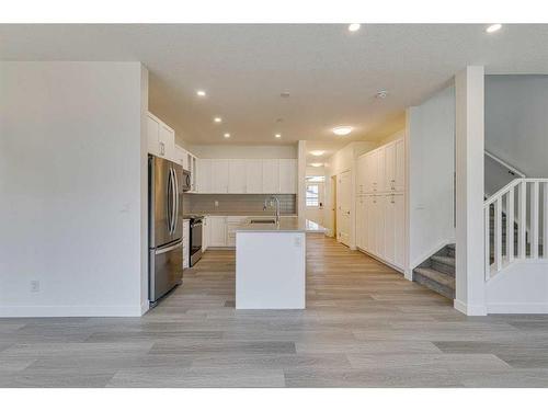 2070 Fowler Road Sw, Airdrie, AB - Indoor Photo Showing Kitchen