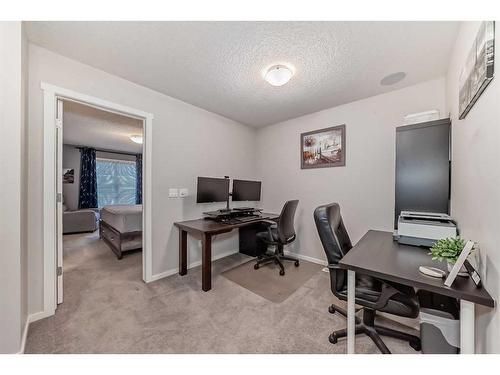 18 Legacy Boulevard Se, Calgary, AB - Indoor Photo Showing Office