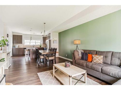 113 Nolancrest Common Nw, Calgary, AB - Indoor Photo Showing Living Room