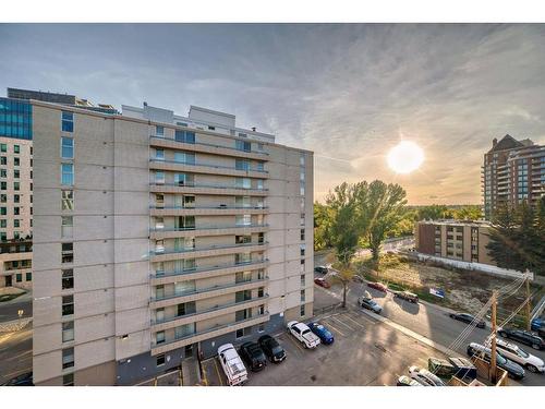 7D-133 25 Avenue Sw, Calgary, AB - Outdoor With Balcony