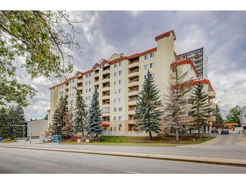 505-2011 University Drive Nw, Calgary, AB - Outdoor With Balcony With Facade