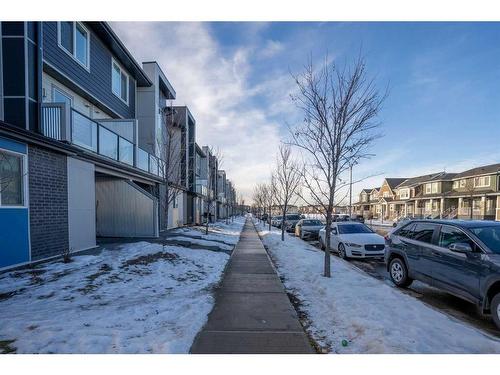 202-375 Redstone Walk Ne, Calgary, AB - Outdoor