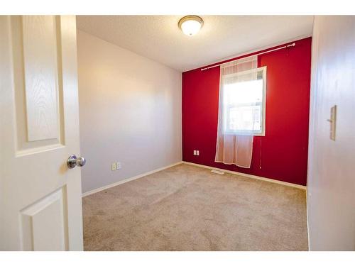 603 Prairie Sound Circle Nw, High River, AB - Indoor Photo Showing Other Room