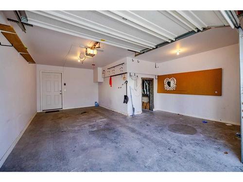 603 Prairie Sound Circle Nw, High River, AB - Indoor Photo Showing Garage