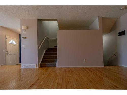 603 Prairie Sound Circle Nw, High River, AB - Indoor Photo Showing Other Room