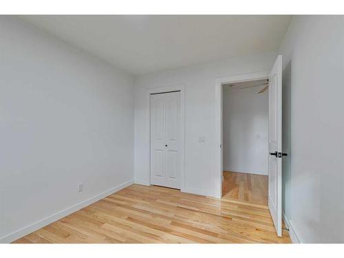 35 Mckinley Road Se, Calgary, AB - Indoor Photo Showing Other Room