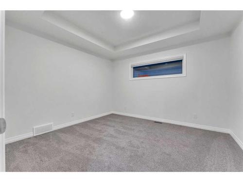 114 Lucas Terrace Nw, Calgary, AB - Indoor Photo Showing Other Room