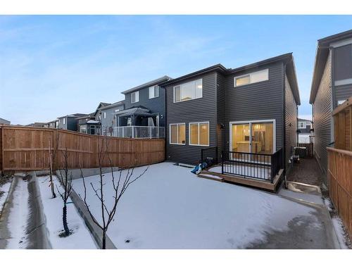 114 Lucas Terrace Nw, Calgary, AB - Outdoor With Exterior