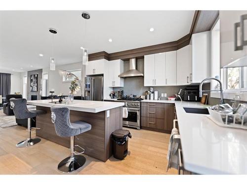 415 6 Street Ne, Calgary, AB - Indoor Photo Showing Dining Room With Fireplace