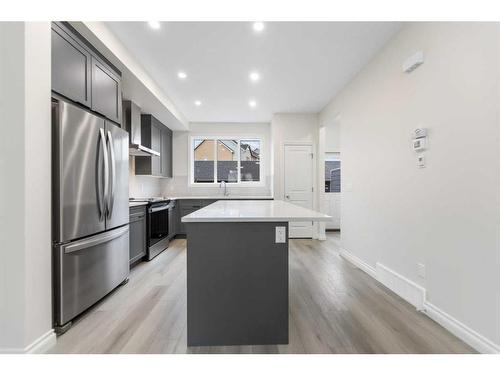 151 South Shore Court, Chestermere, AB - Indoor Photo Showing Kitchen