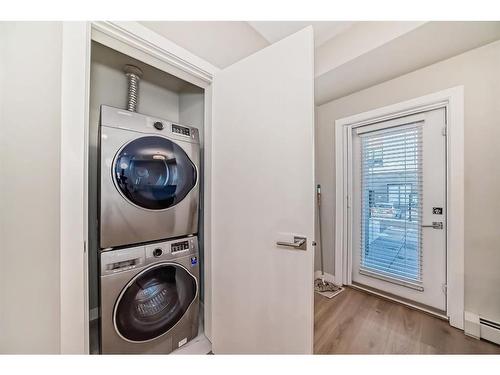 119-383 Smith Street Nw, Calgary, AB - Indoor Photo Showing Laundry Room