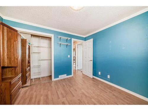 5312 Temple Road Ne, Calgary, AB - Indoor Photo Showing Other Room