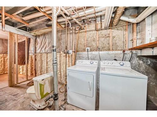 5312 Temple Road Ne, Calgary, AB - Indoor Photo Showing Laundry Room