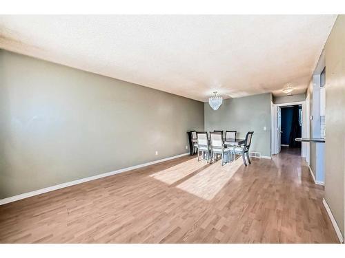 5312 Temple Road Ne, Calgary, AB - Indoor Photo Showing Other Room