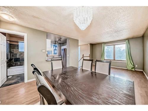 5312 Temple Road Ne, Calgary, AB - Indoor Photo Showing Dining Room