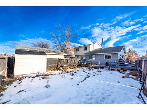 105 Falton Drive Ne, Calgary, AB - Outdoor