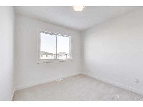 387 Chelsea Parade, Chestermere, AB - Indoor Photo Showing Other Room