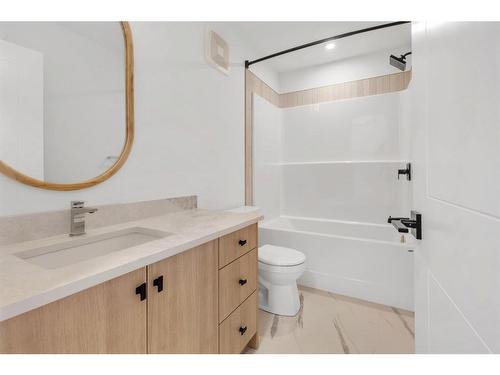 280 Sora Terrace, Calgary, AB - Indoor Photo Showing Bathroom