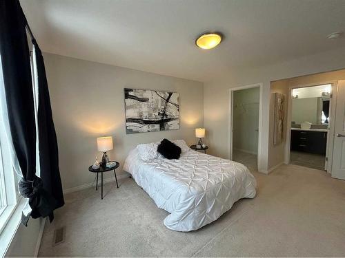 124 Walden Parade Se, Calgary, AB - Indoor Photo Showing Bedroom