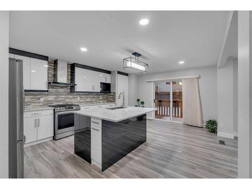 244 Coventry Green Ne, Calgary, AB - Indoor Photo Showing Kitchen With Upgraded Kitchen