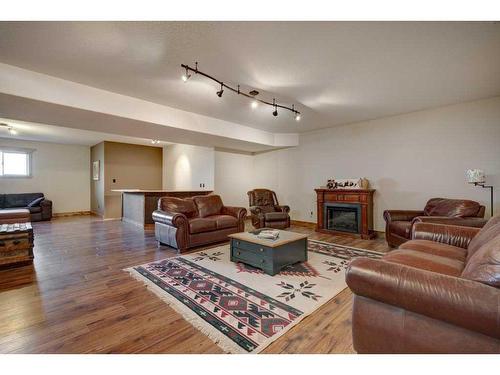 162016 290 Range Road, Rural Willow Creek No. 26, M.D. Of, AB - Indoor With Fireplace