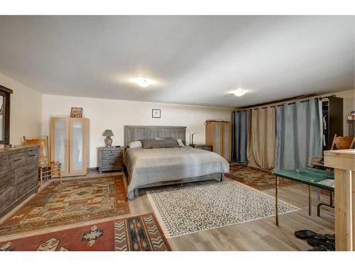 162016 290 Range Road, Rural Willow Creek No. 26, M.D. Of, AB - Indoor Photo Showing Bedroom