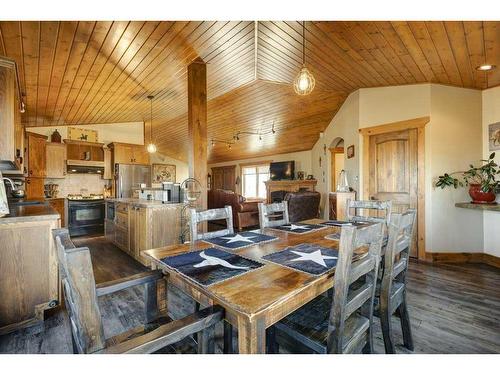 162016 290 Range Road, Rural Willow Creek No. 26, M.D. Of, AB - Indoor Photo Showing Dining Room