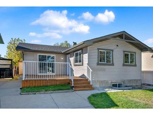 755 Penbrooke Road Se, Calgary, AB - Outdoor With Deck Patio Veranda