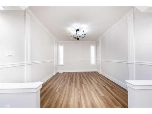 41 Valley Crest Close Nw, Calgary, AB - Indoor Photo Showing Laundry Room