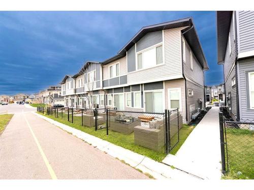 106-116 Saddlestone Heath Ne, Calgary, AB - Outdoor