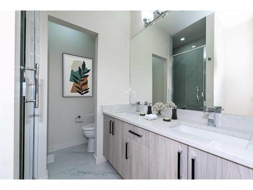 106-116 Saddlestone Heath Ne, Calgary, AB - Indoor Photo Showing Bathroom