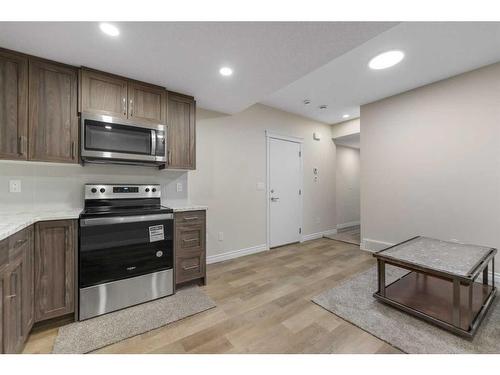 204 Cornerbrook Road, Calgary, AB - Indoor Photo Showing Kitchen