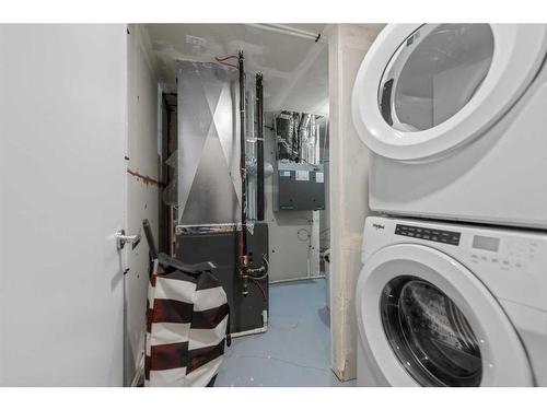 204 Cornerbrook Road, Calgary, AB - Indoor Photo Showing Laundry Room