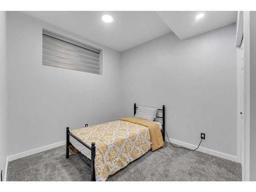 350 Chelsea Hollow, Chestermere, AB - Indoor Photo Showing Bedroom