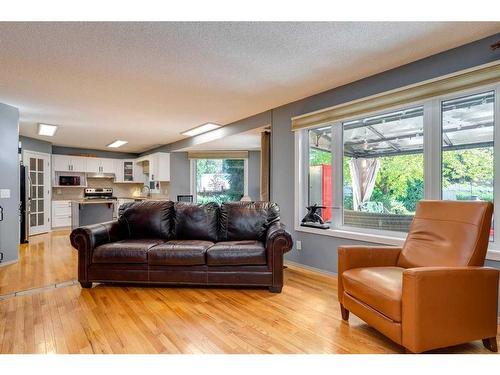 179 Mountain Park Drive Se, Calgary, AB - Indoor Photo Showing Living Room