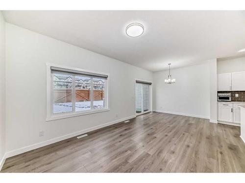 63 Belgian Crescent, Cochrane, AB - Indoor Photo Showing Living Room