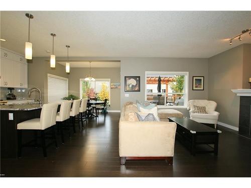 254 Cougarstone Gardens Sw, Calgary, AB - Indoor