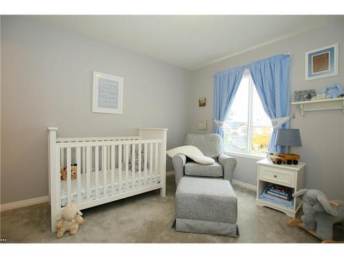 254 Cougarstone Gardens Sw, Calgary, AB - Indoor Photo Showing Bedroom