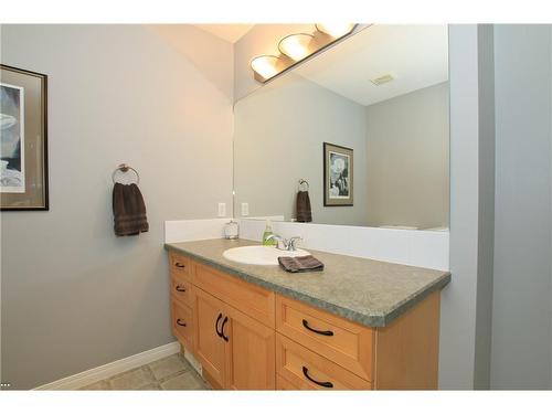 254 Cougarstone Gardens Sw, Calgary, AB - Indoor Photo Showing Bathroom