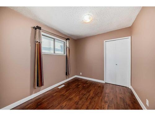 112 Falwood Crescent Ne, Calgary, AB - Indoor Photo Showing Other Room