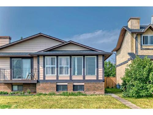 112 Falwood Crescent Ne, Calgary, AB - Outdoor