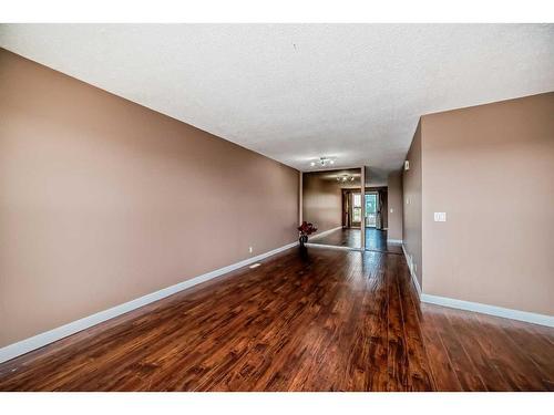 112 Falwood Crescent Ne, Calgary, AB - Indoor Photo Showing Other Room