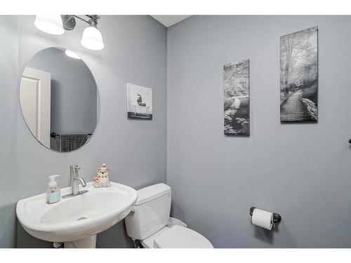 2196 Luxstone Boulevard Sw, Airdrie, AB - Indoor Photo Showing Bathroom