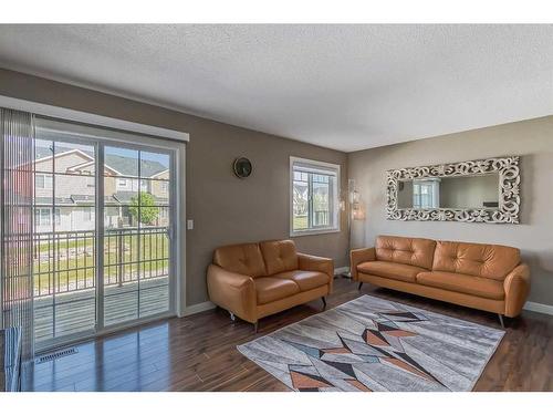 232 Pantego Lane Nw, Calgary, AB - Indoor Photo Showing Living Room