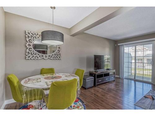 232 Pantego Lane Nw, Calgary, AB - Indoor Photo Showing Dining Room