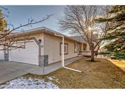 13 Arbour Cliff Close NW Calgary, AB T3G 3W5